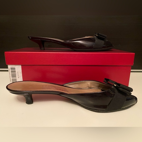 Salvatore Ferragamo Black Patent Calf Leather Classic Slide Shoes Sandal 8.5 3cm - Picture 7 of 9